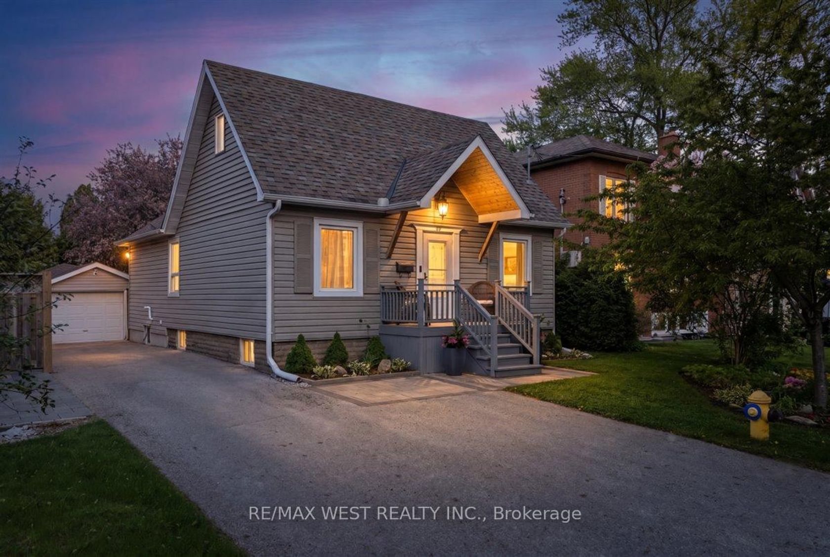 35 Gort Avenue, Alderwood, Toronto 