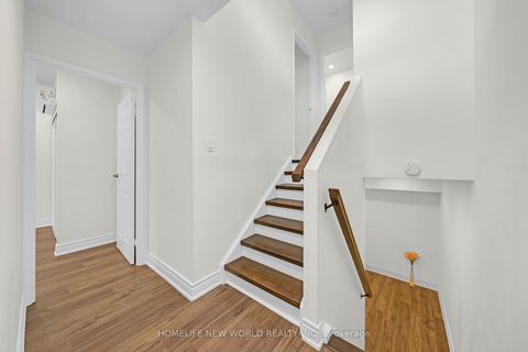 Photo 11 at 38 Springfair Avenue, Aurora Village, Aurora