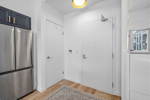 Photo 1 at 260 - 209 Fort York Boulevard, Waterfront Communities C1, Toronto