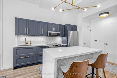 Photo 7 at 260 - 209 Fort York Boulevard, Waterfront Communities C1, Toronto