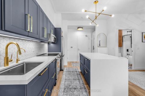 Photo 9 at 260 - 209 Fort York Boulevard, Waterfront Communities C1, Toronto