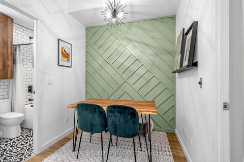 Photo 15 at 260 - 209 Fort York Boulevard, Waterfront Communities C1, Toronto