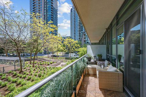 Photo 23 at 260 - 209 Fort York Boulevard, Waterfront Communities C1, Toronto