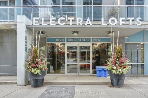 Photo 1 at 837 - 1029 King Street W, Niagara, Toronto