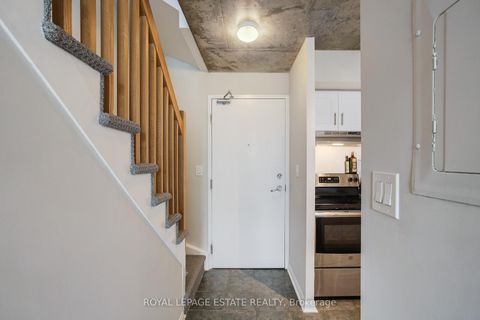 Photo 4 at 837 - 1029 King Street W, Niagara, Toronto