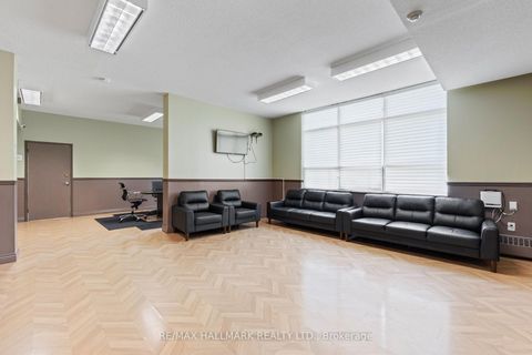 Photo 19 at 711 - 5 Parkway Forest Drive, Henry Farm, Toronto