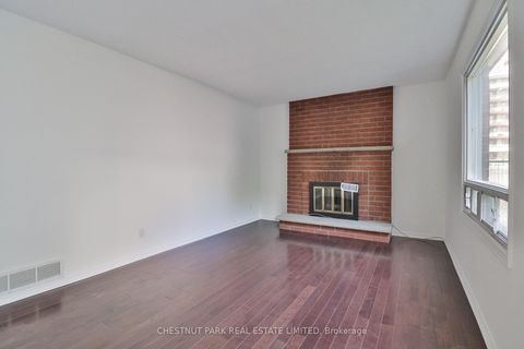 Photo 5 at 18 Dervock Crescent, Bayview Village, Toronto