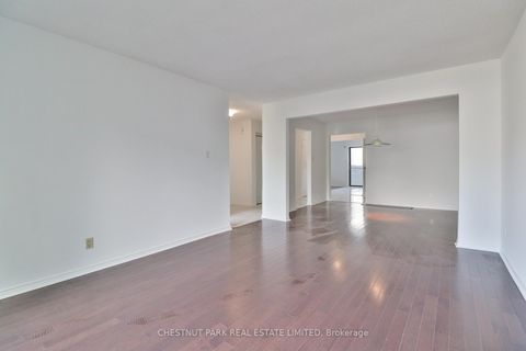 Photo 9 at 18 Dervock Crescent, Bayview Village, Toronto