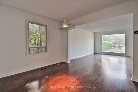 Photo 12 at 18 Dervock Crescent, Bayview Village, Toronto