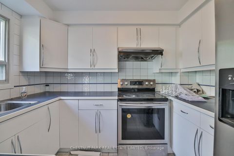 Photo 16 at 18 Dervock Crescent, Bayview Village, Toronto