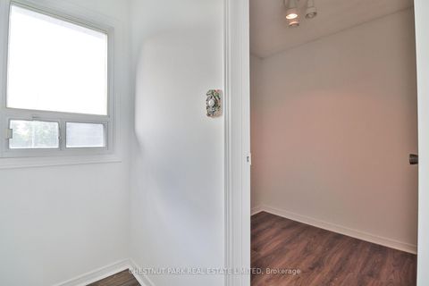 Photo 25 at 18 Dervock Crescent, Bayview Village, Toronto