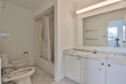 Photo 26 at 18 Dervock Crescent, Bayview Village, Toronto