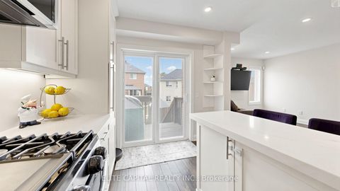 Photo 14 at 41 Knapton Drive, Woodland Hill, Newmarket