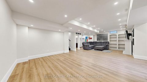 Photo 37 at 41 Knapton Drive, Woodland Hill, Newmarket