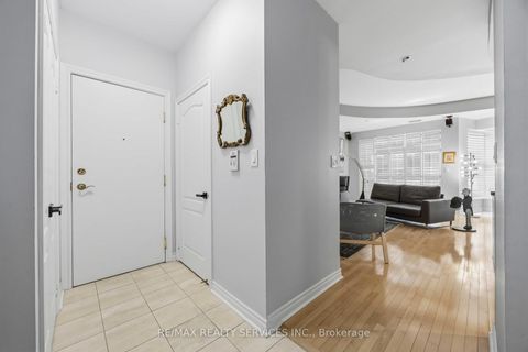 Photo 6 at 121 - 2111 Lake Shore Boulevard W, Mimico, Toronto