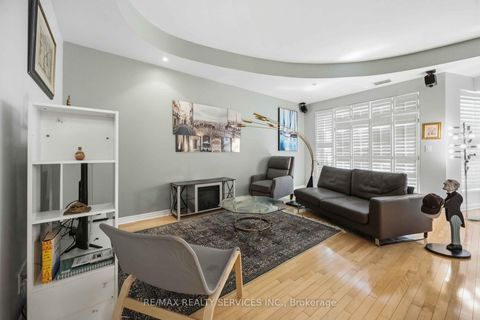 Photo 8 at 121 - 2111 Lake Shore Boulevard W, Mimico, Toronto