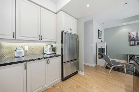 Photo 12 at 121 - 2111 Lake Shore Boulevard W, Mimico, Toronto
