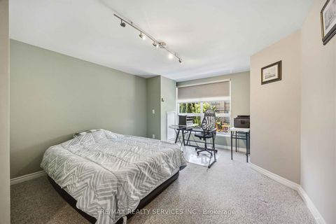 Photo 21 at 121 - 2111 Lake Shore Boulevard W, Mimico, Toronto