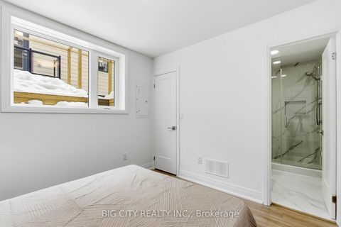 Photo 15 at 4 - 68 Westholme Avenue, Junction Area, Toronto