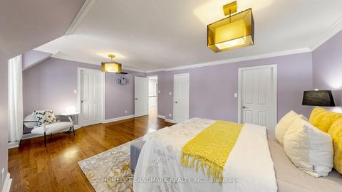 Photo 20 at 27 Quincy Crescent, Henry Farm, Toronto