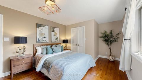 Photo 27 at 27 Quincy Crescent, Henry Farm, Toronto