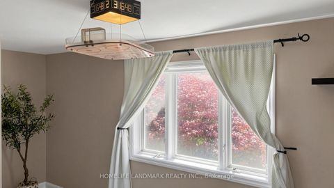 Photo 28 at 27 Quincy Crescent, Henry Farm, Toronto