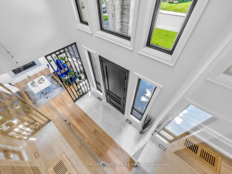 Photo 20 at 73 Starlight Crescent, Mill Pond, Richmond Hill