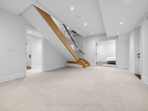 Photo 39 at 73 Starlight Crescent, Mill Pond, Richmond Hill