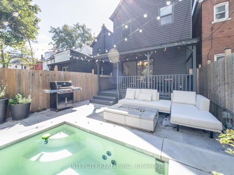 Photo 11 at 92 Dagmar Avenue, South Riverdale, Toronto