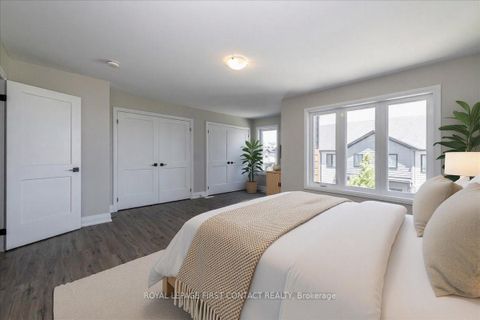 Photo 14 at 4 Stonehart Lane, East Bayfield, Barrie