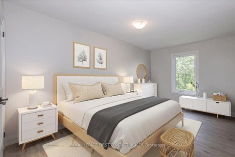 Photo 20 at 4 Stonehart Lane, East Bayfield, Barrie