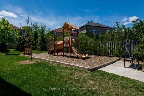 Photo 26 at 4 Stonehart Lane, East Bayfield, Barrie