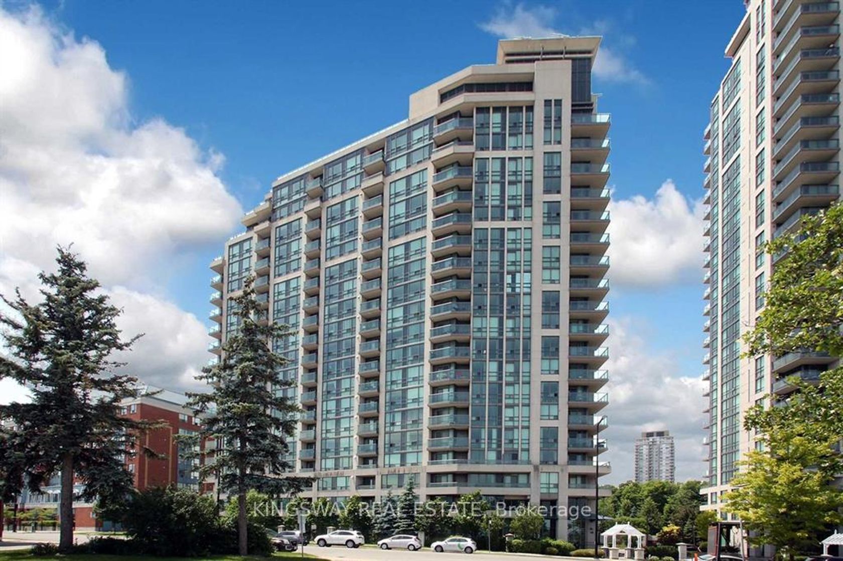 210 - 68 Grangeway Avenue, Woburn, Toronto photo number 2
