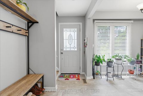 Photo 3 at 81 Doreen Crescent, Bowmanville, Clarington