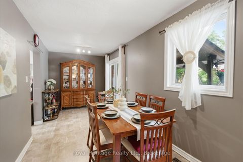 Photo 10 at 81 Doreen Crescent, Bowmanville, Clarington