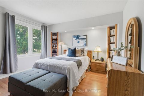 Photo 11 at 81 Doreen Crescent, Bowmanville, Clarington