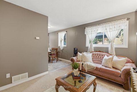 Photo 14 at 81 Doreen Crescent, Bowmanville, Clarington