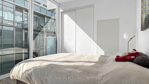 Photo 15 at 907 - 15 Queens Quay E, Waterfront Communities C8, Toronto