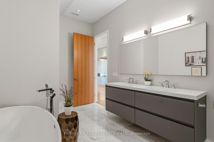 Photo 31 at 67 Heath Street W, St. Clair, Toronto