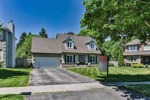 Photo 1 at 30 McGuire Crescent, Uxbridge
