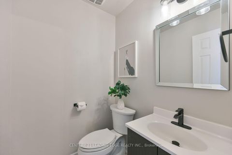Photo 24 at 30 McGuire Crescent, Uxbridge