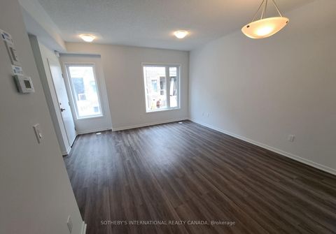 Photo 5 at 77 - 10 William Jackson Way, New Toronto, Toronto
