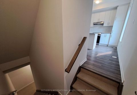 Photo 6 at 77 - 10 William Jackson Way, New Toronto, Toronto