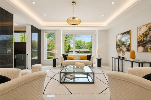 Photo 2 at 164 Norton Avenue, Willowdale East, Toronto
