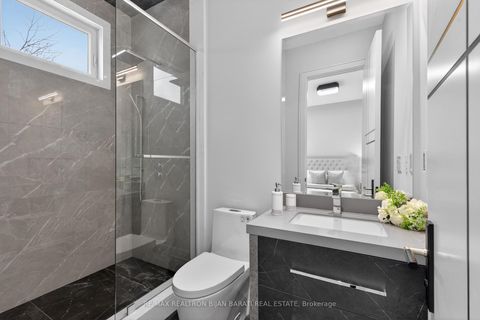 Photo 34 at 164 Norton Avenue, Willowdale East, Toronto