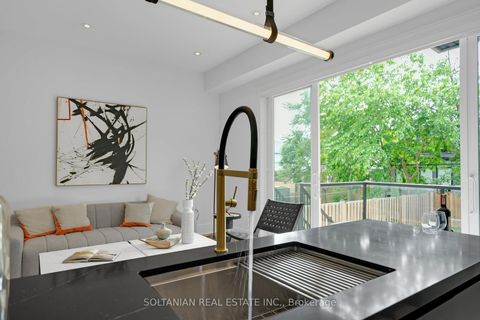 Photo 16 at 24 Fairside Avenue, East York, Toronto