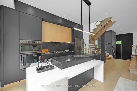Photo 19 at 24 Fairside Avenue, East York, Toronto