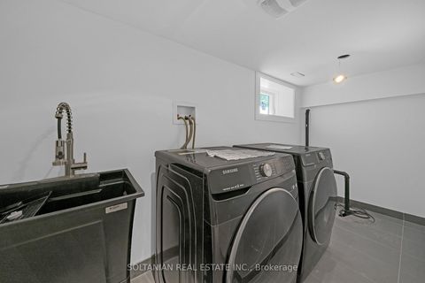 Photo 42 at 24 Fairside Avenue, East York, Toronto