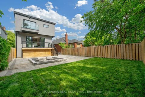 Photo 43 at 24 Fairside Avenue, East York, Toronto