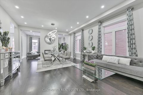 Photo 6 at 20 Tesla Crescent, Holland Landing, East Gwillimbury